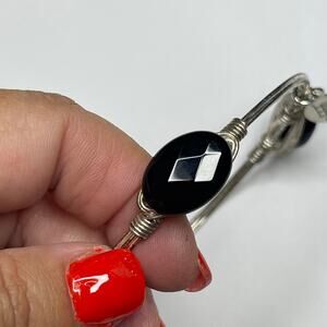 BOURBON & BOWETIES silver tone faceted black bracelet bangle jewelry wire wrap